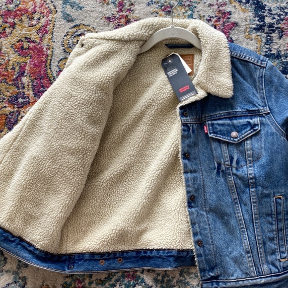 NWT Levi’s Original Trucker Jacket - Picture 2 of 5